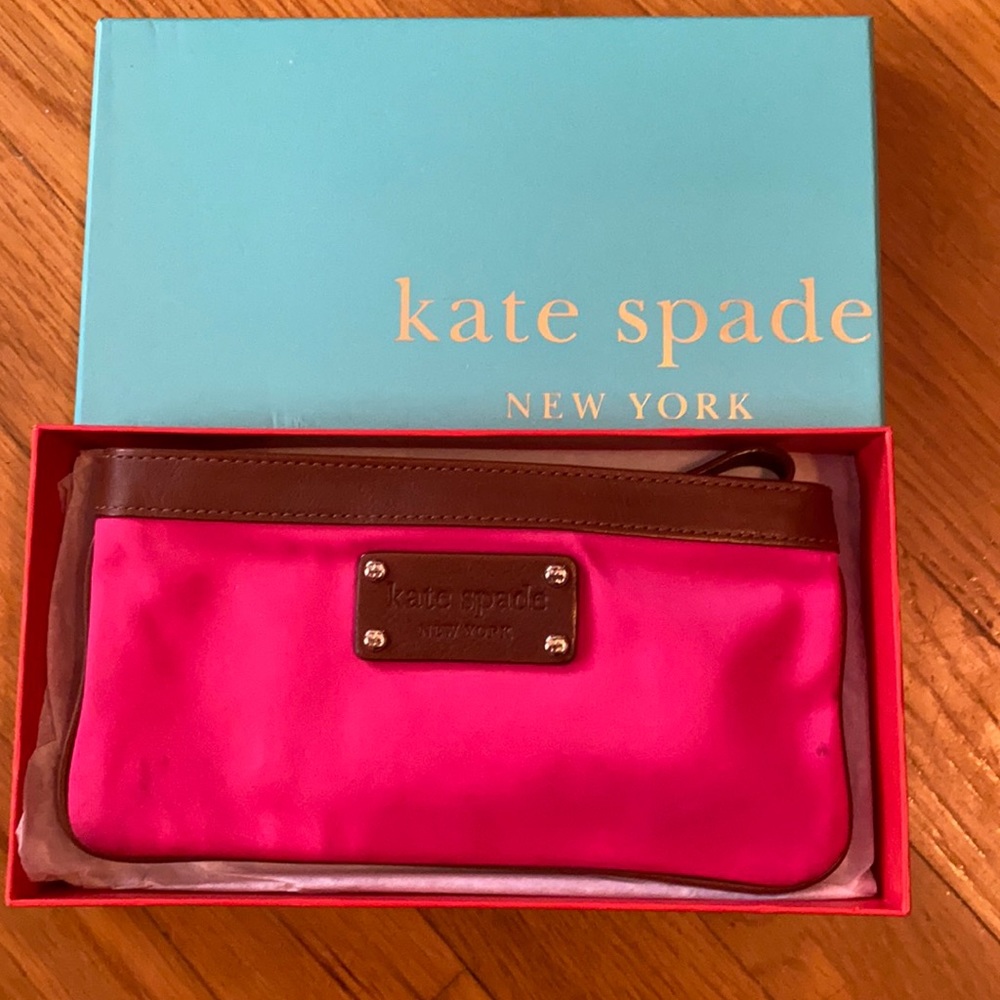Kate Spade pink wristlet